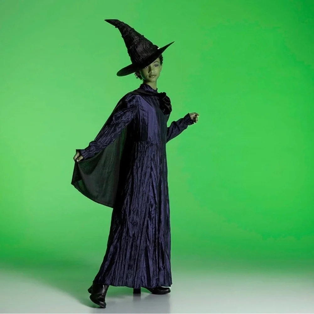 Wicked Elphaba Universal Studios Costume Dress, Kids size 7-8.